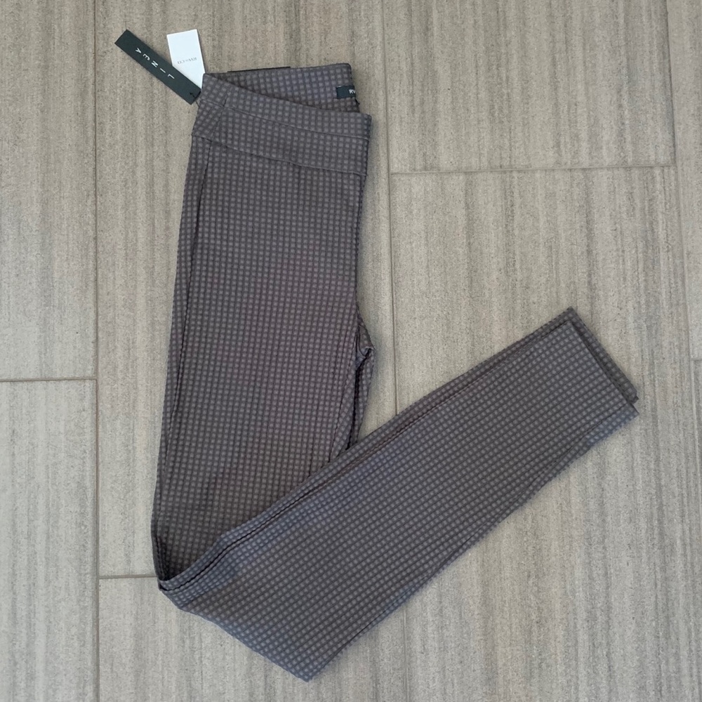 RW&CO New with Tags Leggings